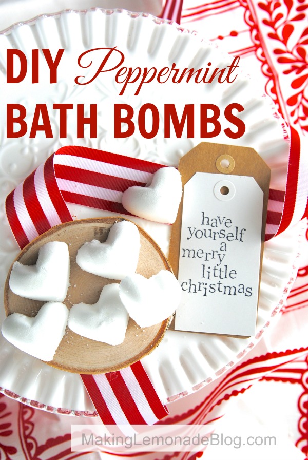 DIY Peppermint Bath Bombs {Homemade Gift Idea!)