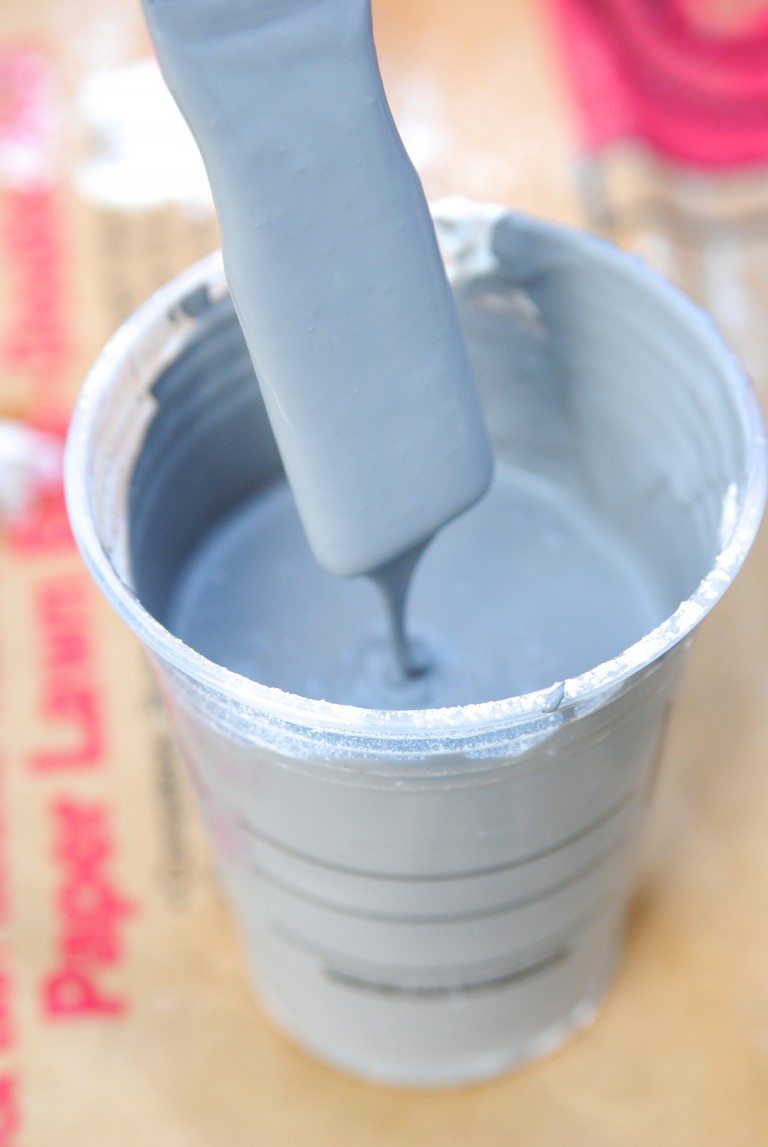 BEST Homemade Furniture Chalk Paint Recipe (with VIDEO!)