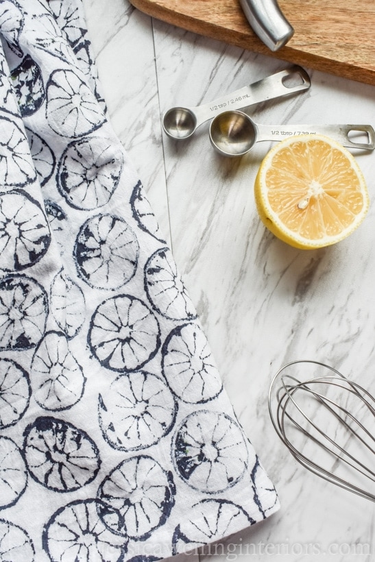 citrus printed tea towels make great DIY homemade mother's day gifts