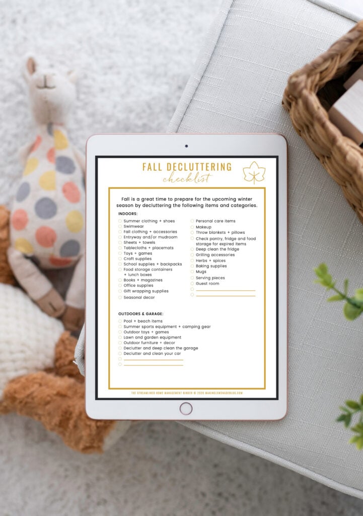decluttering checklist with toys