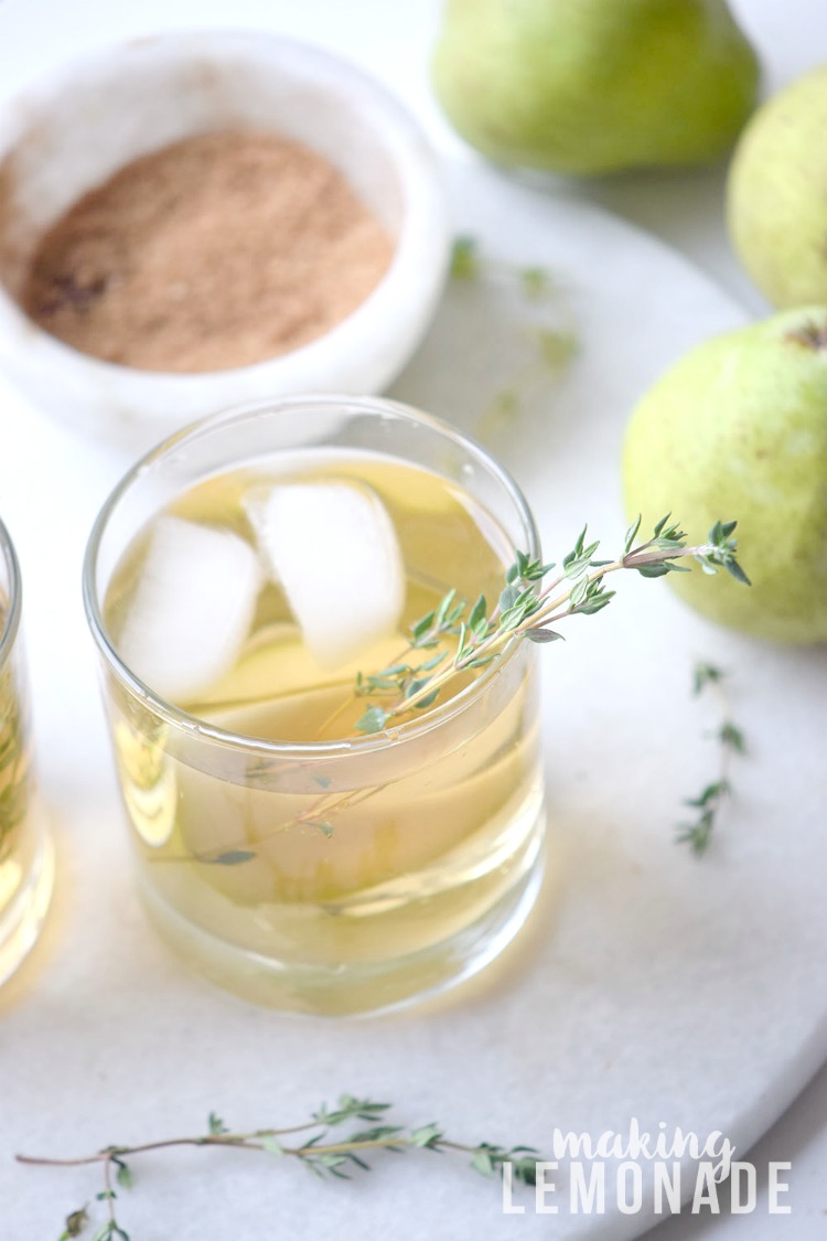 “The Hayride” {Pear Cider Cocktail Recipe}