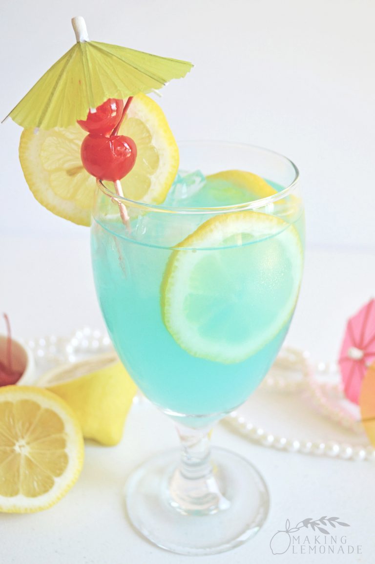 Tipsy Mermaid Lemonade Recipe (Fun Summer Cocktail!)