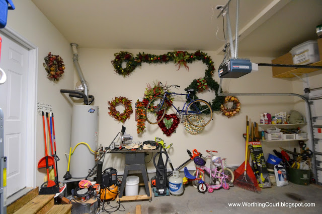 wreath storage